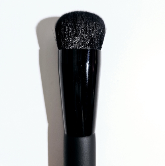 Sara adams cosmetiques Pro Round Maxi Camouflage High Tech Brush #04 - Picture 4 of 6